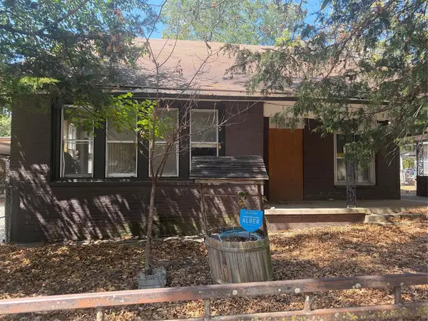 717 E Carter Street, Ardmore, OK 73401