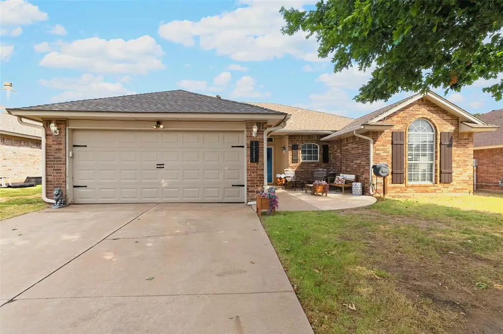 10221 Bradford Way, Yukon, OK 73099 - #1