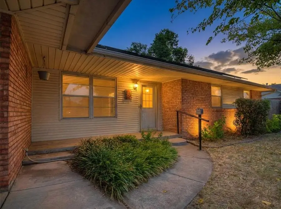 225 Mimosa Drive, Norman, OK 73069 - #2