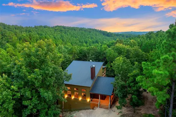 64 Delilah Daze Lane, Broken Bow, OK 74728