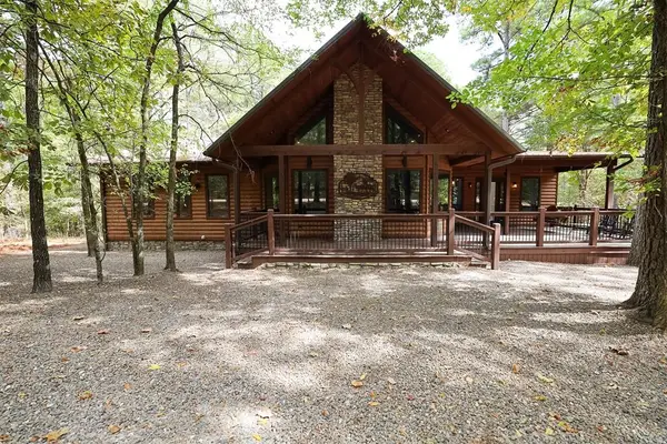 12 Pine Bluff Road, Broken Bow, OK 74728