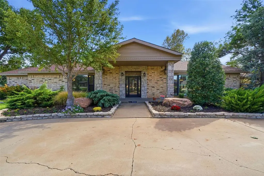 412 Paseo De Vida Street, Altus, OK 73521 - #1