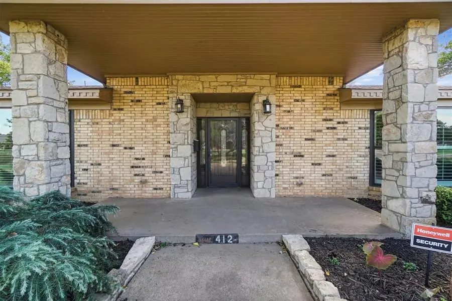 412 Paseo De Vida Street, Altus, OK 73521 - #2