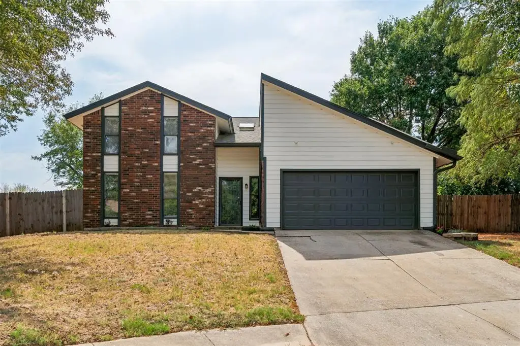 824 Lakeside Circle, Edmond, OK 73012 - #1