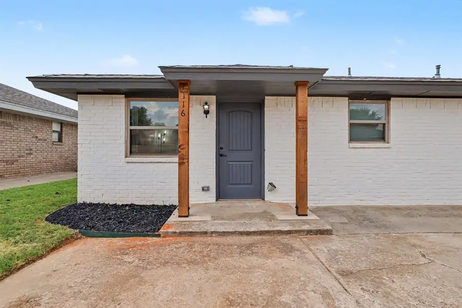 116 N Mckenzie Street #116 + 118, Weatherford, OK 73096 - #2