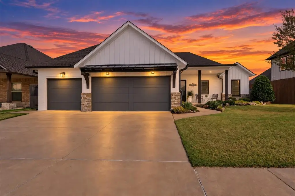 304 Bray Lane, Yukon, OK 73099 - #1