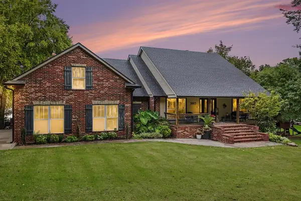 3883 Tiffany Circle, Newcastle, OK 73065