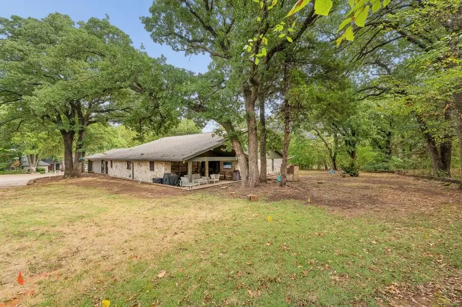 1100 Oak Tree Drive, Edmond, OK 73025 - #2