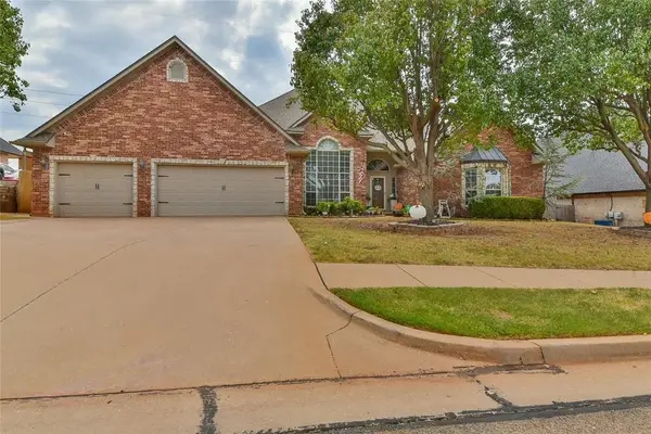 3308 Huntsman Court, Edmond, OK 73003