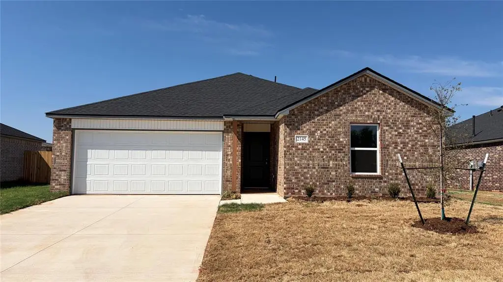 2145 Cedar Creek Avenue, Yukon, OK 73099 - #1