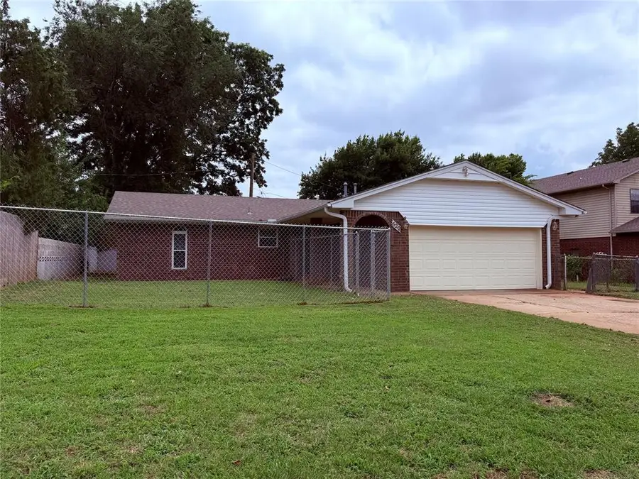 620 W Adams Street, Purcell, OK 73080 - #2