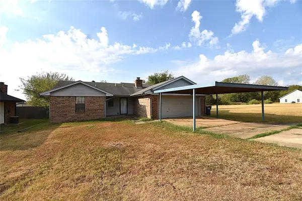 2007 Mary Avenue, Seminole, OK 74868