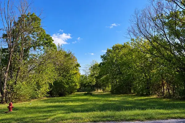 120 E 1st Street, Stroud, OK 74079