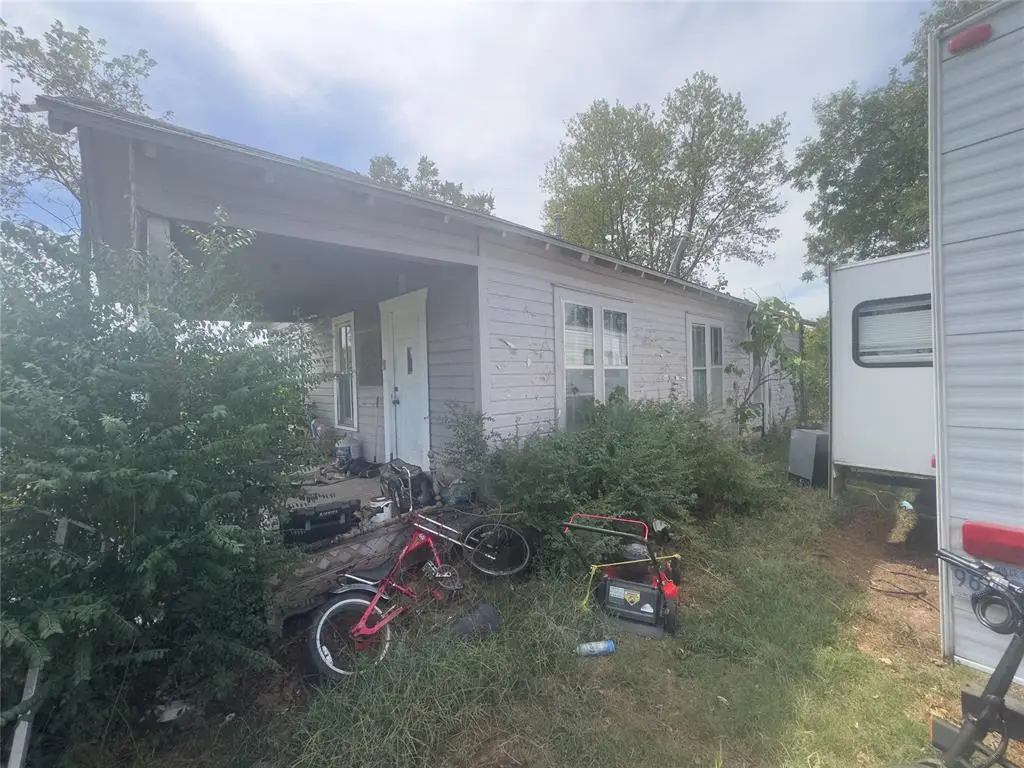 301 S 5th Street, Porum, OK 74455 - #1