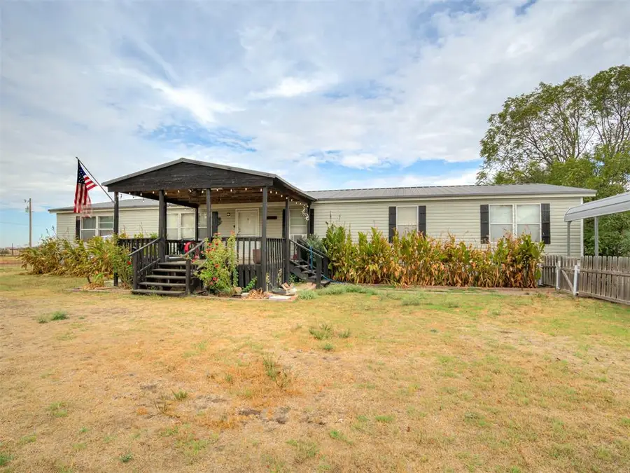 411 W Grand Street, Union City, OK 73090 - #3