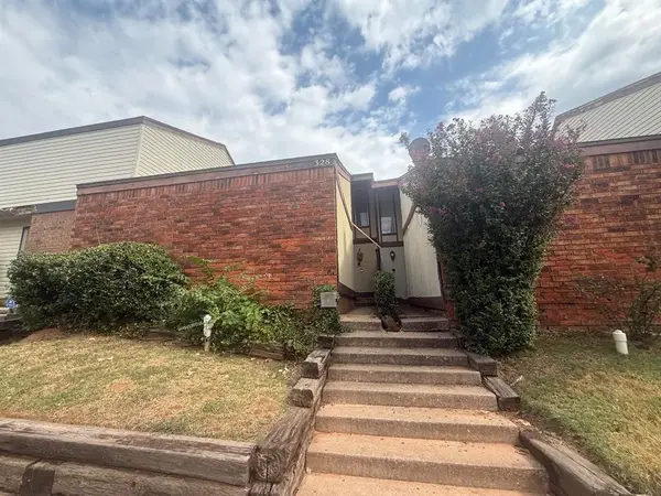 328 Timberwind Road, Edmond, OK 73034