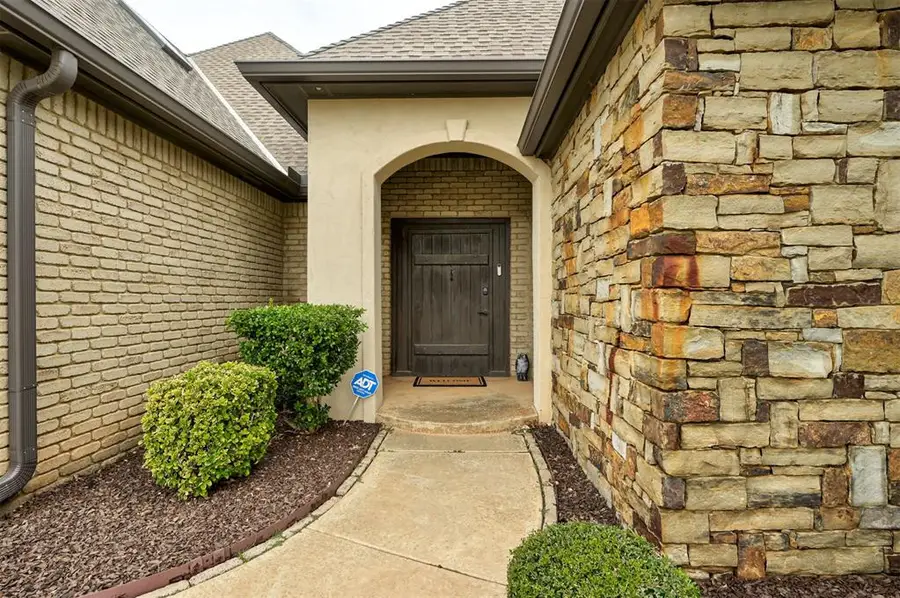 10744 N Ann Arbor Avenue, Oklahoma City, OK 73162 - #2