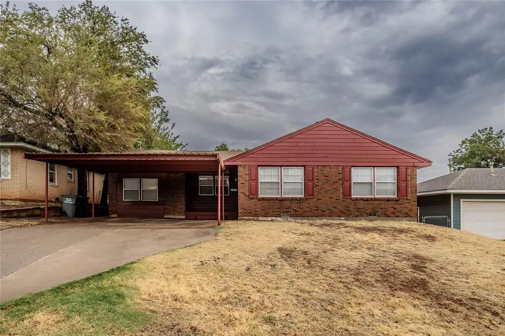 1113 Nowahy Avenue, Clinton, OK 73601 - #1