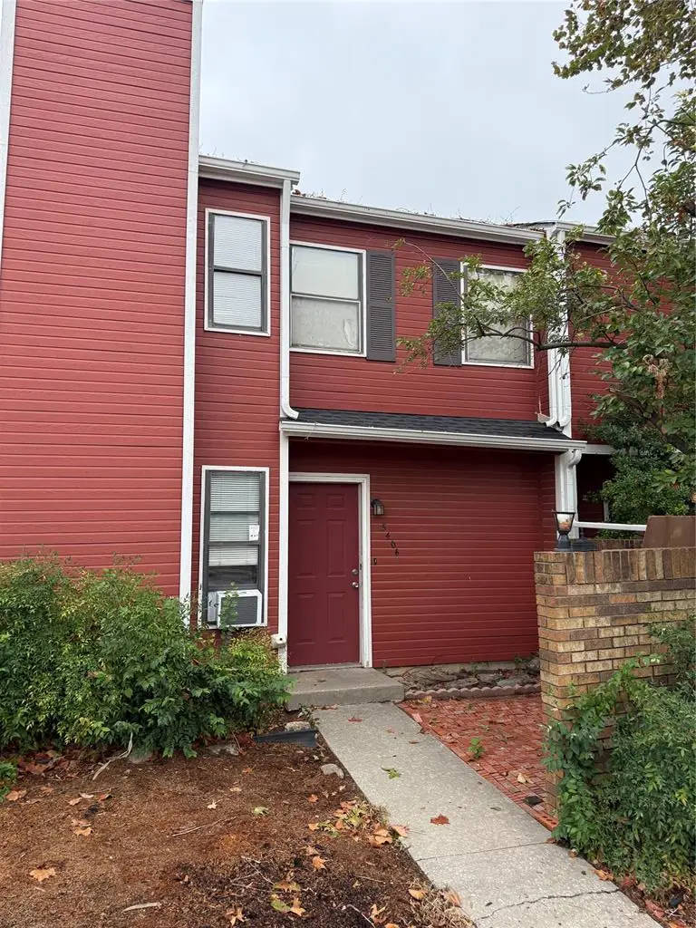 5406 Peachtree Drive, Warr Acres, OK 73122 - #1