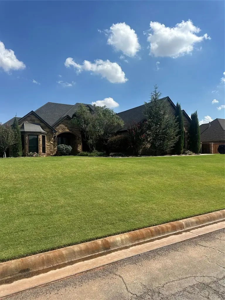 1208 Bluestem Drive, Elk City, OK 73644 - #2