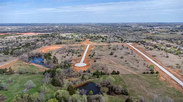 2126 Cattle Drive, Guthrie, OK 73044
