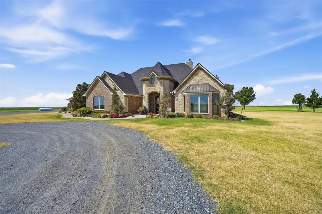 16353 S County Road 213 Road, Headrick, OK 73549 - #1
