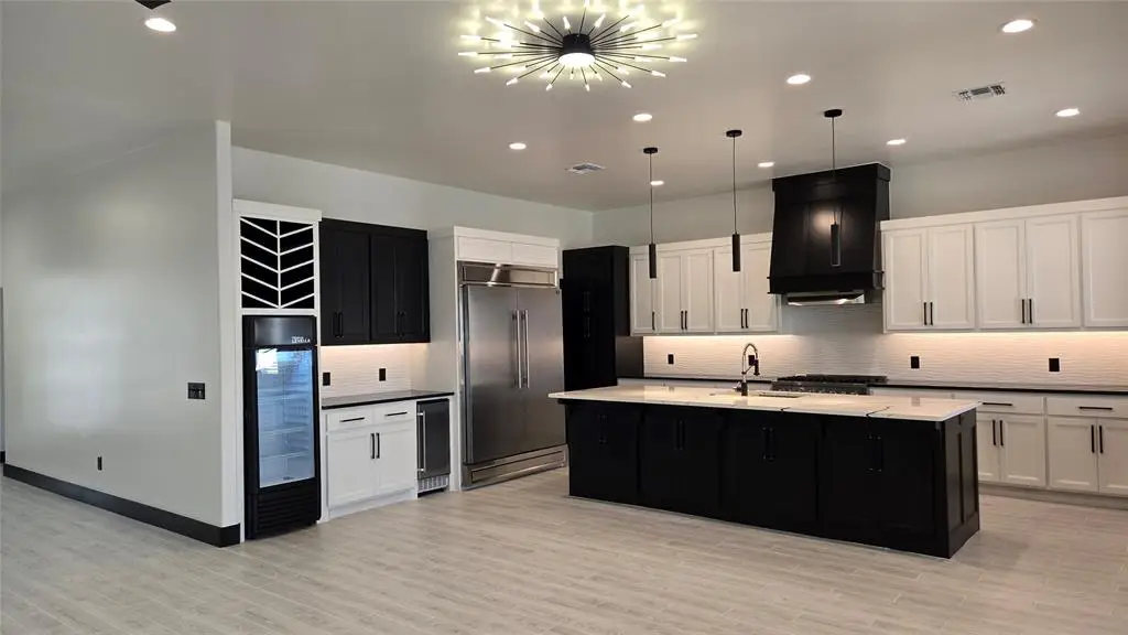 321 Greens Parkway, Norman, OK 73069 - #1