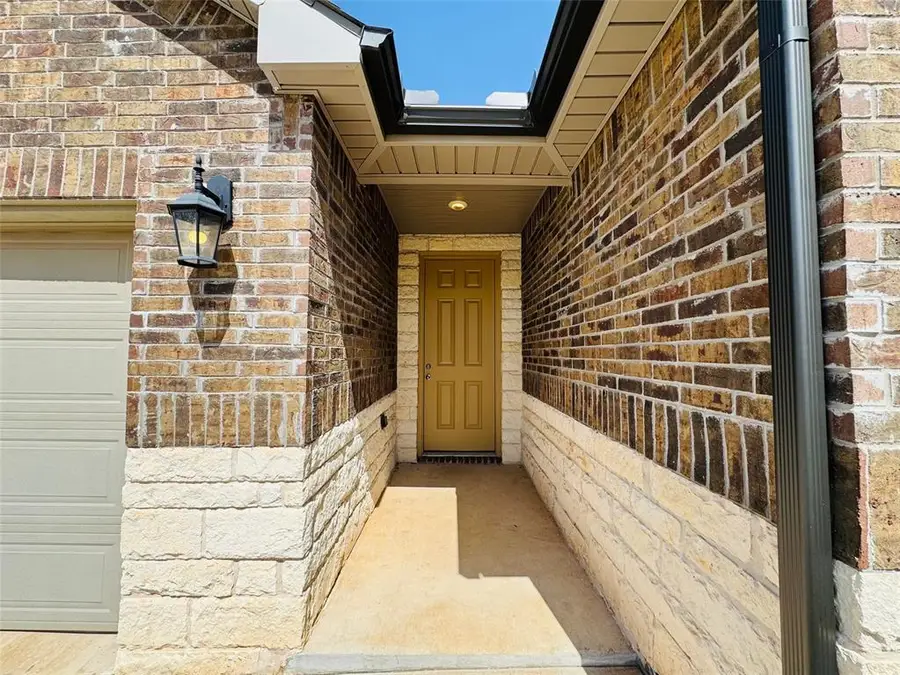 10901 SW 19th Street, Yukon, OK 73099 - #3
