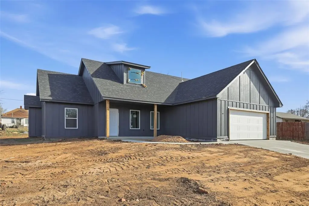 218 N Grand Avenue, El Reno, OK 73036 - #1