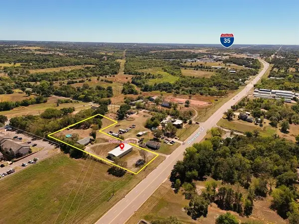 3412 S Division Street, Guthrie, OK 73044