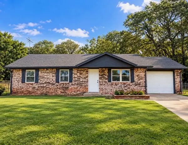 1122 E 17th Street, Chandler, OK 74834