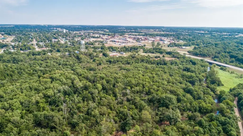 327 W Gale Avenue, Seminole, OK 74868 - #1