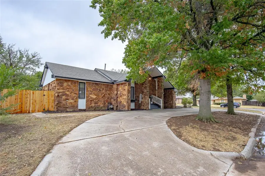 1501 W Hickory Street, El Reno, OK 73036 - #2