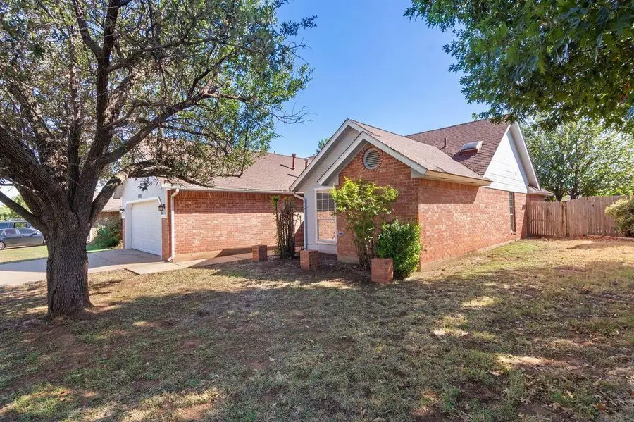 6816 NW 131st Street, Oklahoma City, OK 73142 - #2