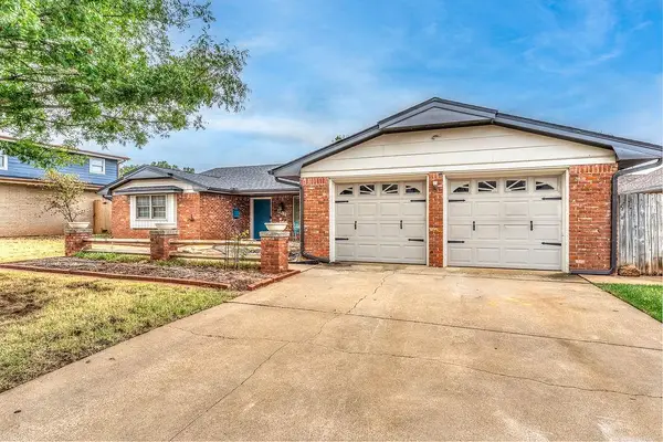8813 Lakeaire Drive, Oklahoma City, OK 73132