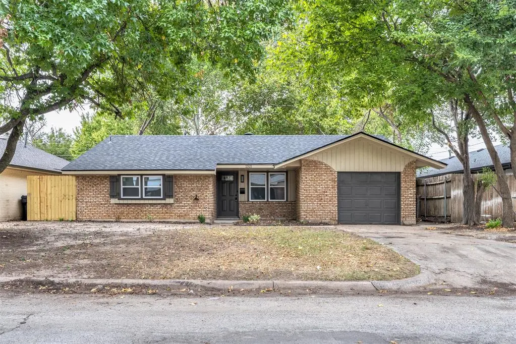 2521 N Redmond Avenue, Oklahoma City, OK 73127 - #1
