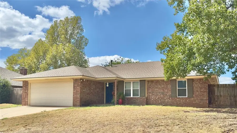 1821 Edinburg Drive, Yukon, OK 73099 - #2