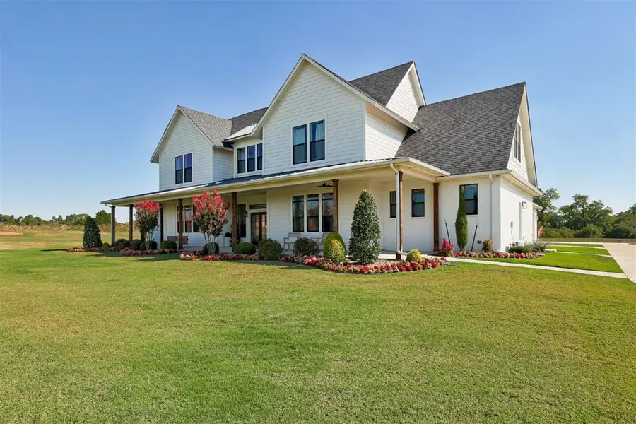 10500 Secretariat Drive, Mustang, OK 73064 - #2