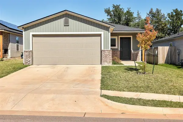1302 Guthrie Farms Boulevard, Guthrie, OK 73044