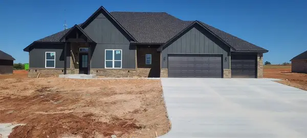 2418 Bear Creek Circle, Blanchard, OK 73010