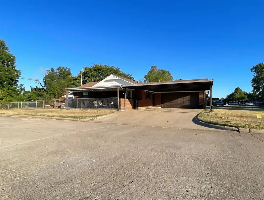701 Moraine Avenue, Midwest City, OK 73130 - #2