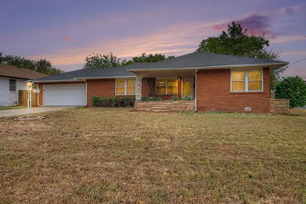 425 E Atkinson Drive, Midwest City, OK 73110
