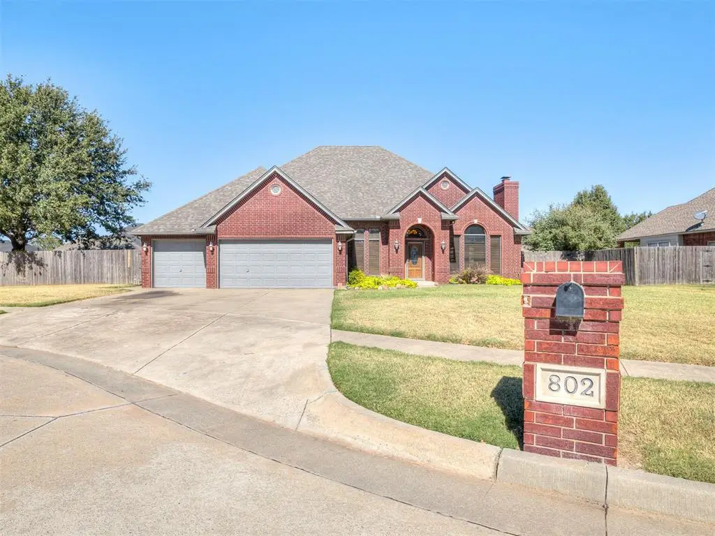802 Hampton Court, El Reno, OK 73036 - #1