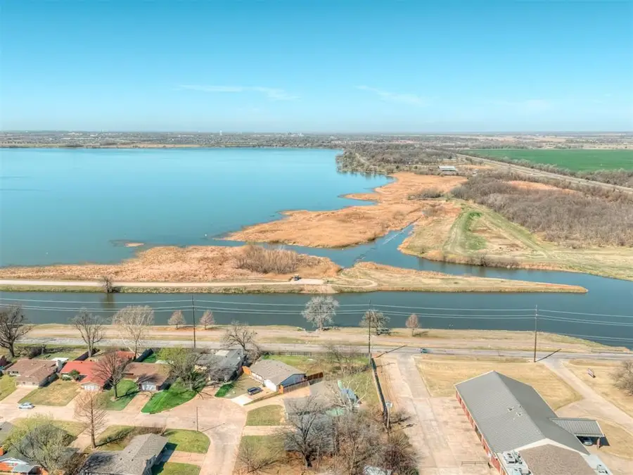 8337 NW 38th Terrace, Bethany, OK 73008 - #2