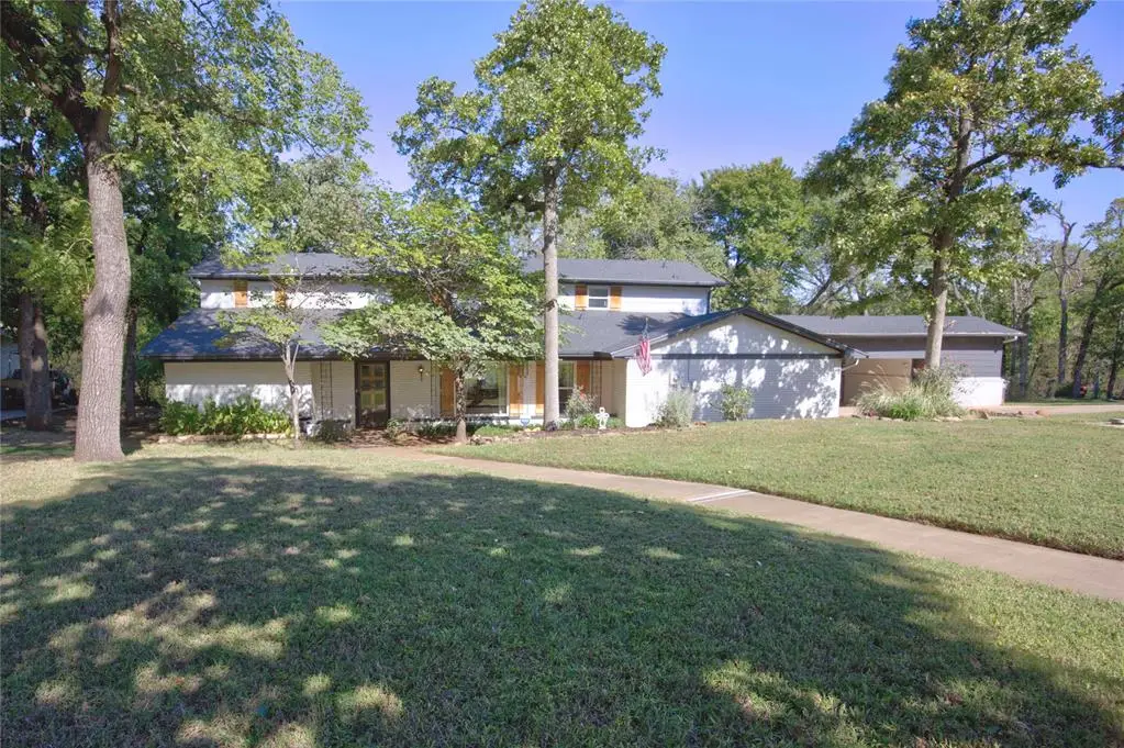 4008 Creekwood, Edmond, OK 73025 - #1