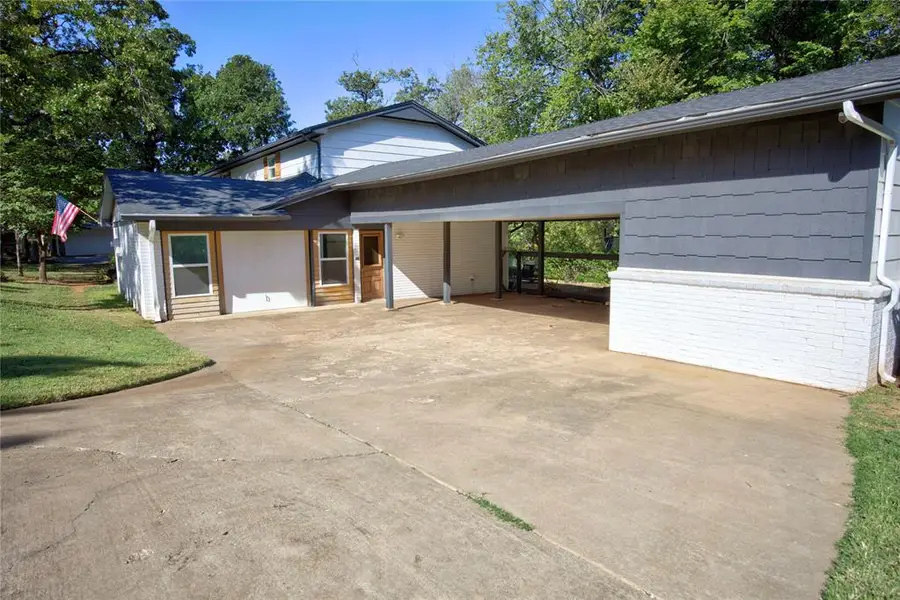 4008 Creekwood, Edmond, OK 73025 - #2