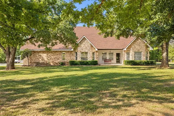 36 Dragon Fly Lane, Ardmore, OK 73401