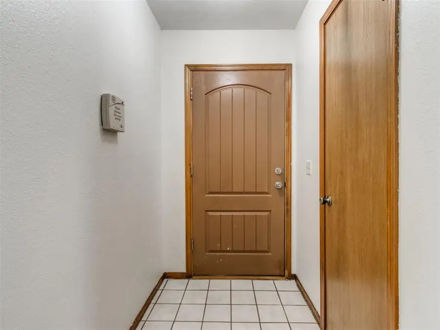1606 Briarcliff Court, Norman, OK 73071 - #3