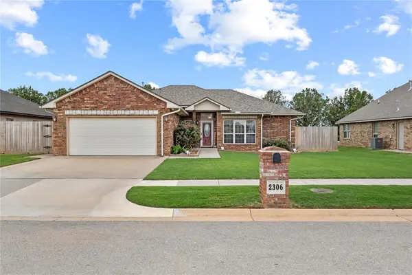 2306 Woodland Way, Weatherford, OK 73096