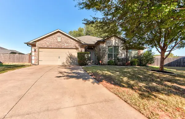 301 Partridge Run Road, Yukon, OK 73099